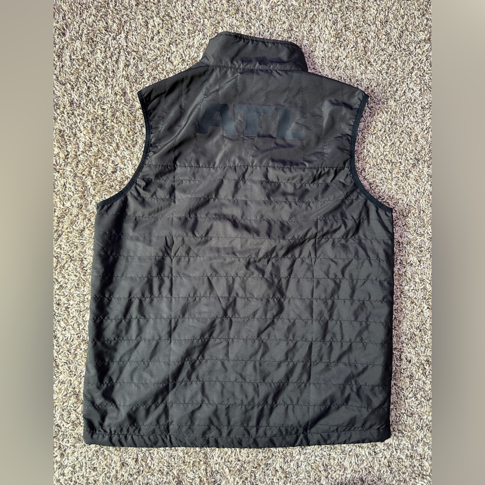 Atlanta Falcons 2022 Member Exclusive Vest - Men’s Large - Picture 2 of 6